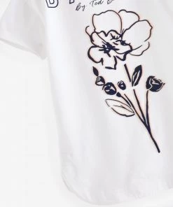 Baker By Ted Baker White Jersey T-Shirt And Leggings Set 17 Baker By Ted Baker White Jersey T-Shirt And Leggings Set -Baker by Ted Baker shop unnamed file 54 scaled